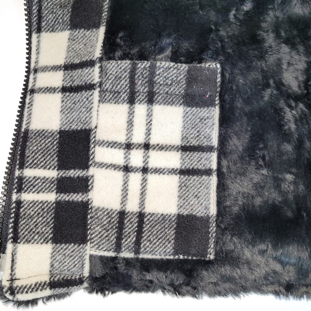 Woolrich Black & White Moccasin Plaid Wool Blend Vest Cozy Layering Piece Size L - Picture 6 of 12